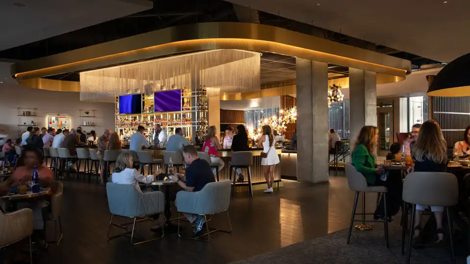 Wren's dining room and central bar